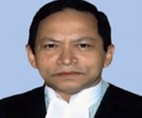 chief justice pic ok